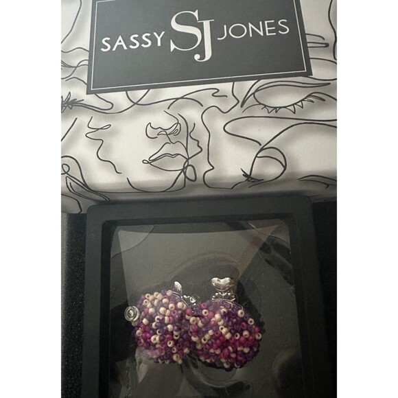 Sassy Jones Earrings Beaded stud Earrings - Picture 2 of 5